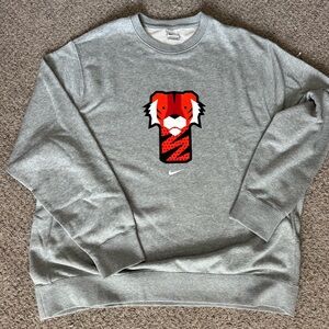 Nike Men's Gray Crewneck Sweater with Red Graphic